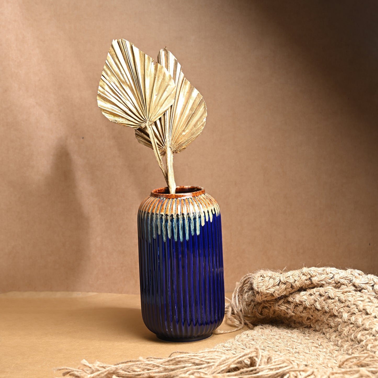 Ribbed Charm Vase